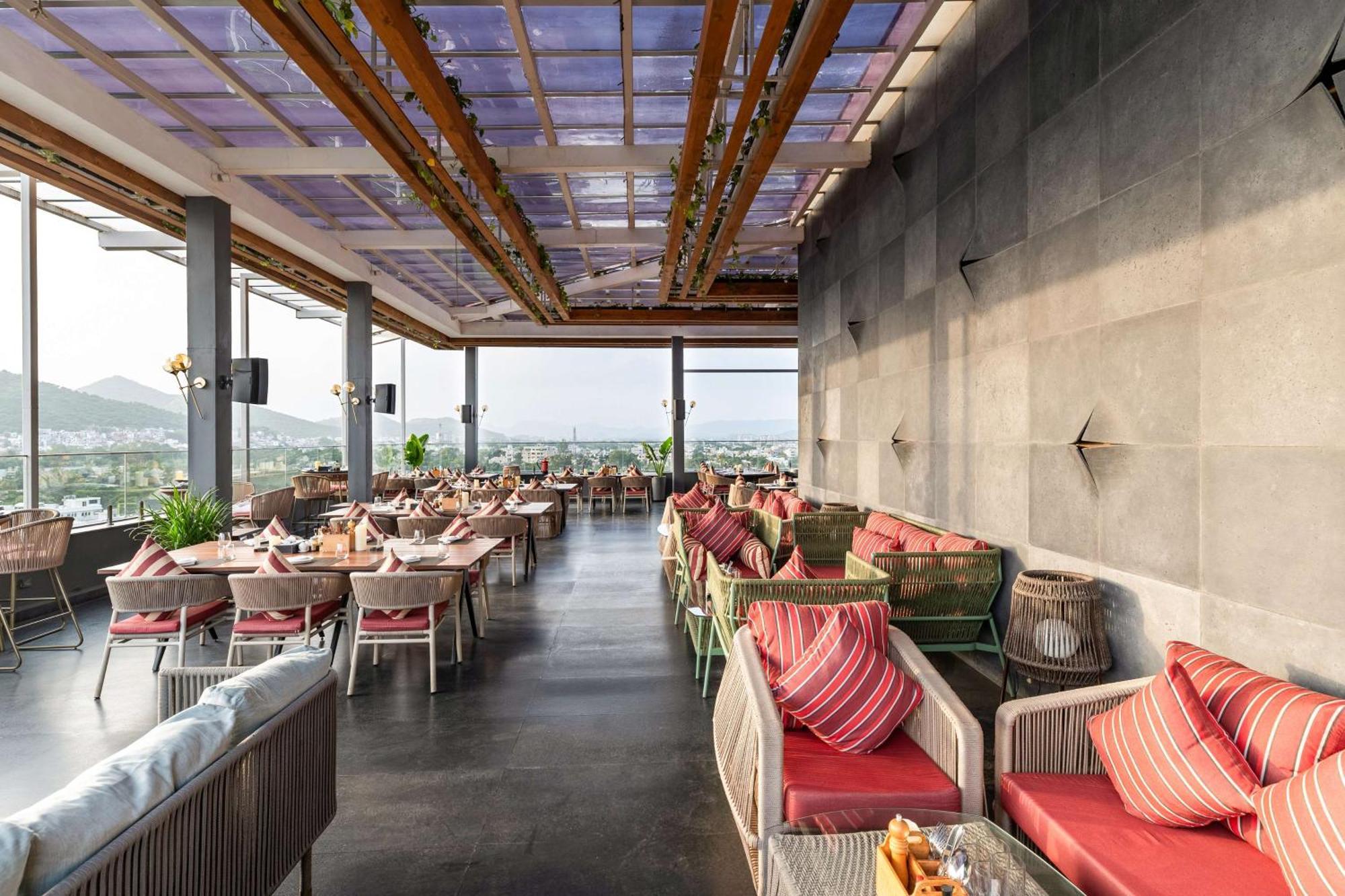 Parallel Hotel Udaipur, A Member Of Radisson Individuals Екстер'єр фото